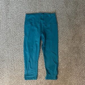 Athleta Transcend Capri